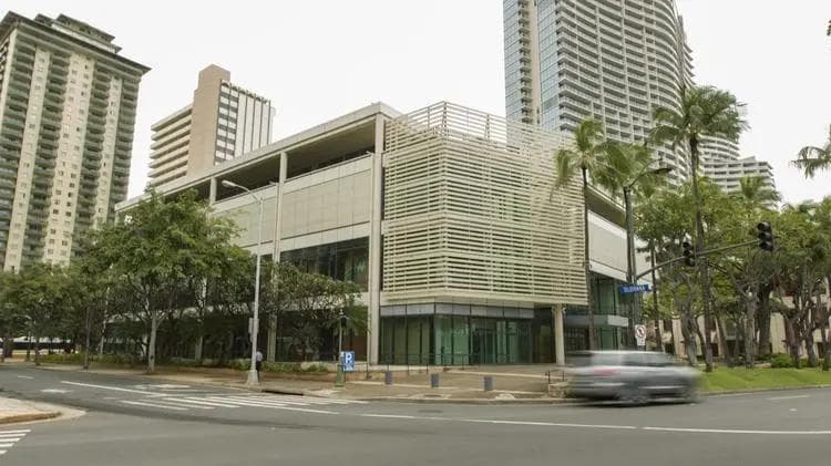 Hawaii commercial investment sales volume drops 61% in 1st half of 2020